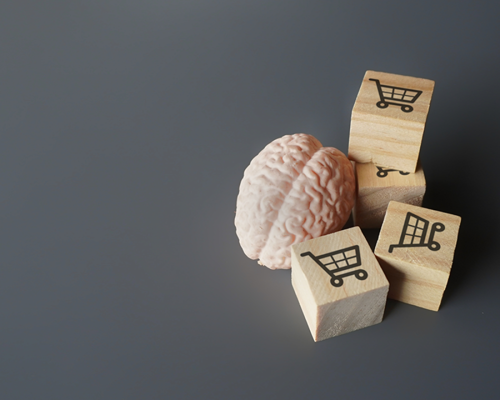 QUEM ENTENDE O CLIENTE, NÃO CORRE ATRÁS DE HYPE